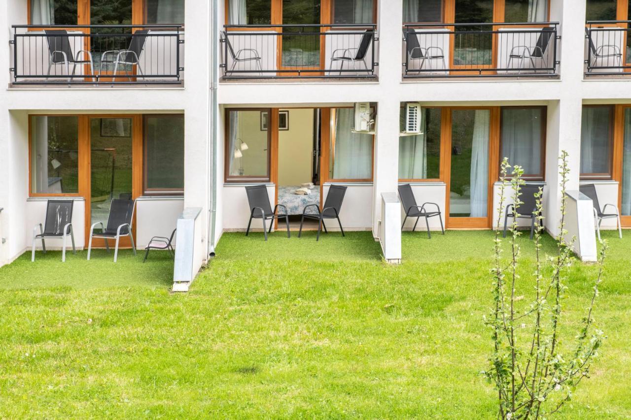 Tuenderkert Hotel Noszvaj Exterior foto