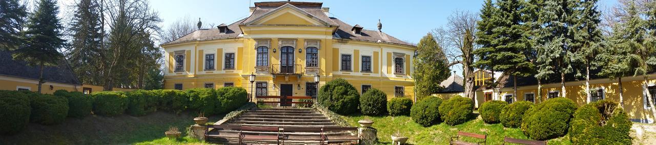 Tuenderkert Hotel Noszvaj Exterior foto